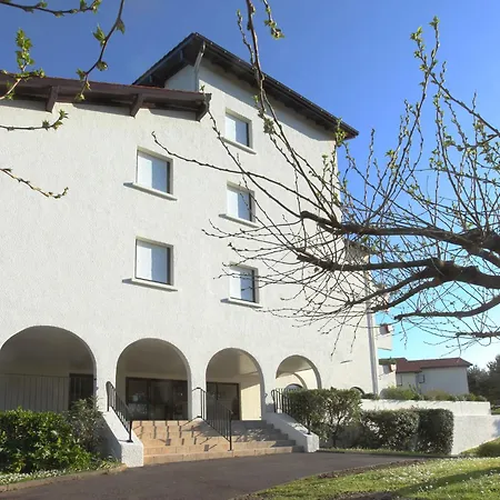 דירה With Balcony